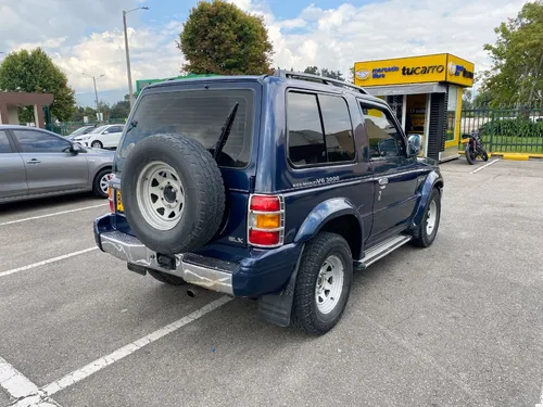 Mitsubishi Montero 3.0 V13