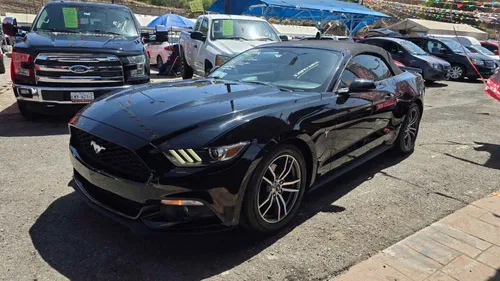 Ford Mustang 2p Coupé EcoBoost L4/2.3/T Aut