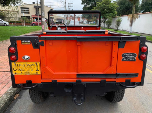 Land Rover Santana