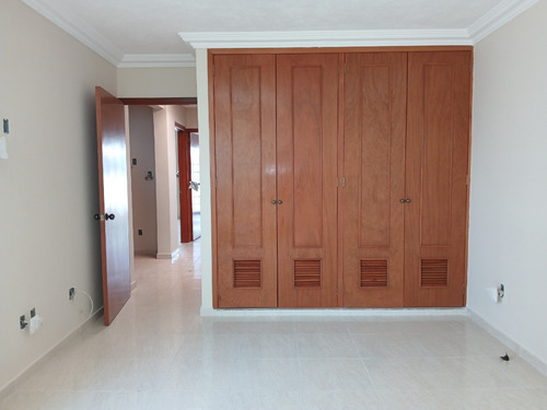 Casa En Venta En Veracruz, Colonia Granjas, Veracruz