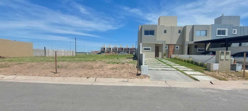 Imagen 2 de 4 de Lote 360 Docta - Frente A Etapa 2 - Zona Consolidada
