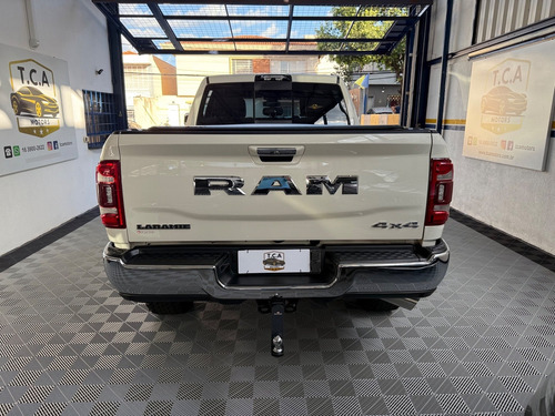 RAM 2500 6.7 I6 TURBO DIESEL LARAMIE CD 4X4 AUTOMÁTICO