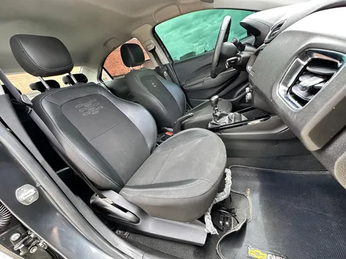 Chevrolet Onix 1.4 L.T Sedan Mecanico