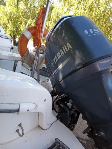 Lancha Cuddy 115 Hp 4t -oferta De Ctdo. Pmto
