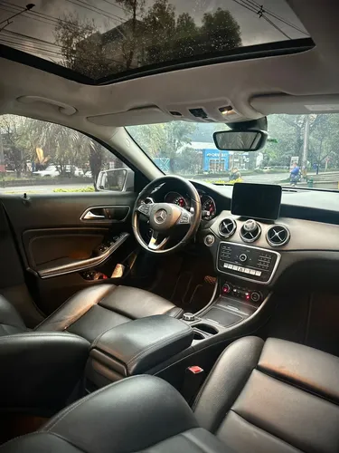 Mercedes-Benz Clase GLA 1.6 GLA200 Urban