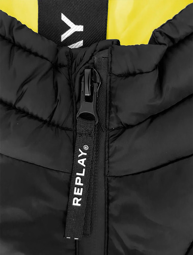 Jaqueta Replay Masculina Nylon Matelassê Preta