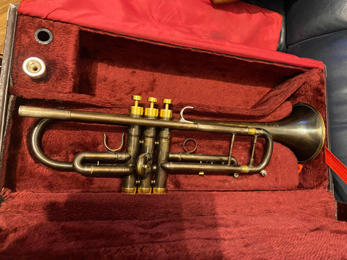 Trompeta Jupiter Tribune 1200(profesional)