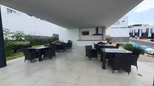 Casa En Venta En Zibata, Preciosa Casa Con Gran Plusvalia En Zibata !