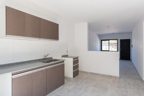 Imagen 11 de 30 de Rebajado Oportunidad - Haus701- Dúplex En Venta Dos Dormitorios. Con Cochera. Recibe Menor.