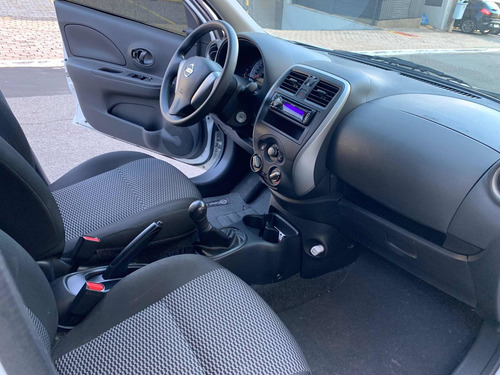 Nissan March 2018 1.0 12v S 5p