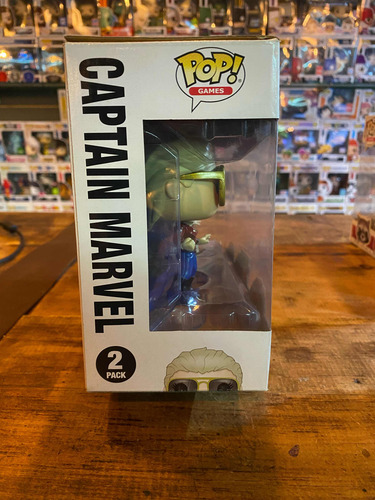 Funko Pop Marvel Vs Capcom / Captain Marvel Vs Chun Li (Usado)