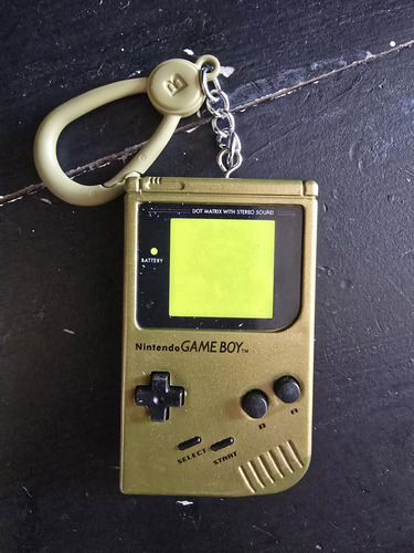 Llavero Nintendo Paladone Consola Game Boy Dorado Chase