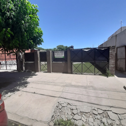 Imagen 1 de 14 de Casa 6 Ambientes . Proximo Escuela 20. San Miguel Oeste.