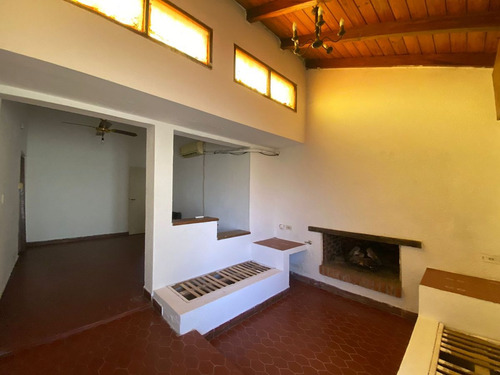 Se Vende Excelente Propiedad Centrica