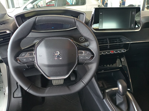 Imagen 15 de 17 de Peugeot 208 1.6 Feline Tiptronic - Avec Peugeot