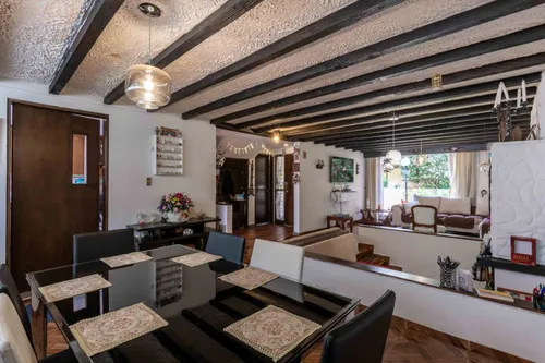 Casa En Venta En Las Villas. Cod V7173