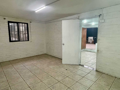 Arriendo Casa Hospital Félix Bulnes. 5 Dorm. (93715)