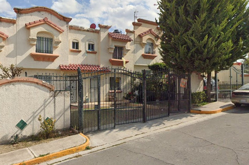 Venta De Casa En Villa Del Real Tecámac, Con Un Excelente Precio. On