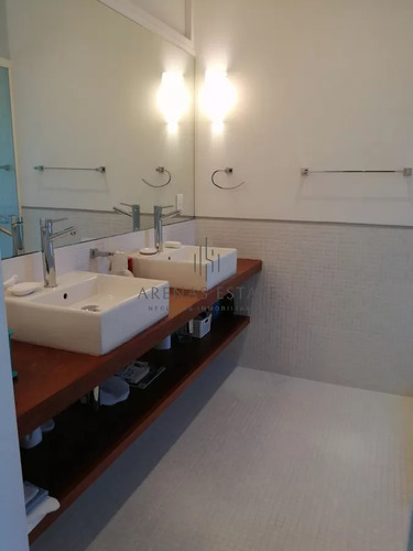 Casa En Venta En Punta Del Este , Zona Golf