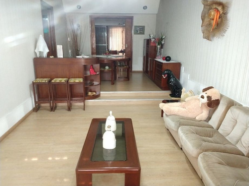 Imagen 3 de 13 de Chalet En Venta 5 Ambientes - Morón Sur