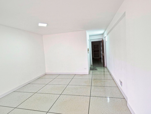 Alquiler De Apto Terraza Del Club Hipico (cliente Directo)