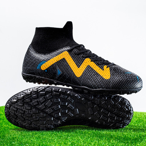 Botas De Fútbol Rápidas Con Múltiples Clavos_28548524 Chq