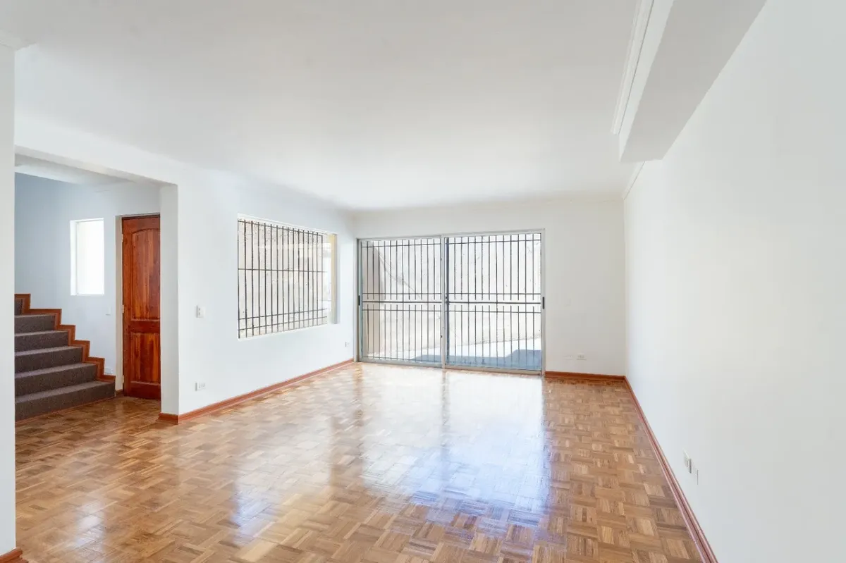Imagen 2 de 30 de Se Vende Casa En 2 Norte Viña Del Mar 4d 4b