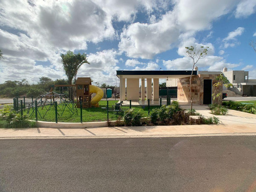 Casa En Venta Merida En Privada Conkal, Mod. Dom, Entrega Inmediata.