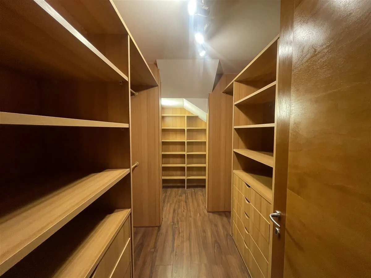 Imagen 4 de 30 de Casa En Venta De 5 Dorm. En Lo Barnechea