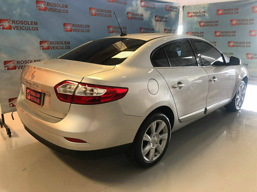 Imagem 5 de 13 de Renault Fluence 2.0 Privilége 16v Flex 4p Automático