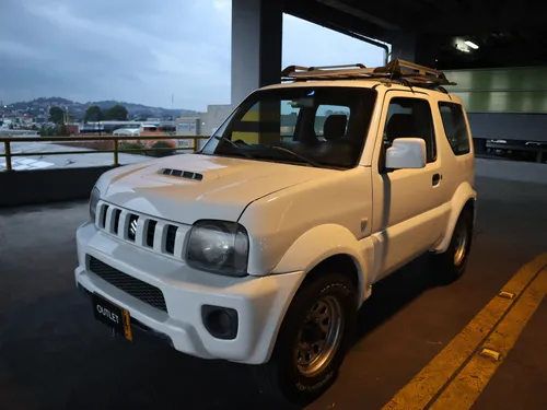 Suzuki Jimny MT 1.3 3P 4X4