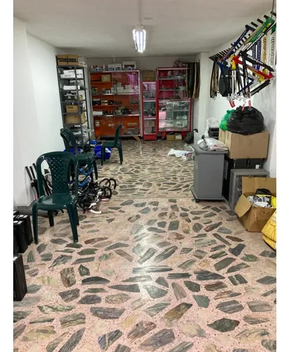 Venta Local De 180mtrs2 En Pampa Linda Sur De Cali, 13006-1