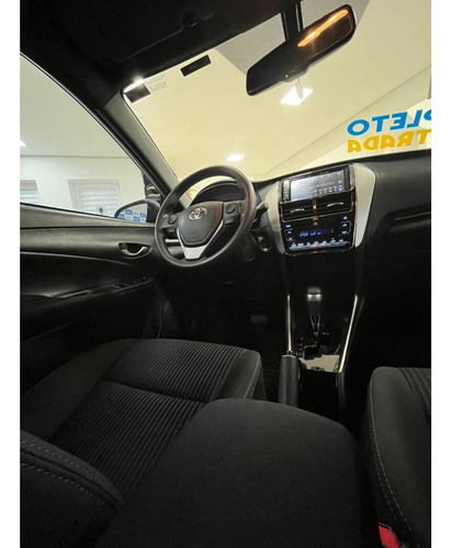 Toyota Yaris 1.3 16V FLEX XL PLUS TECH MULTIDRIVE