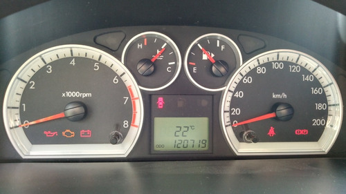 Imagen 6 de 12 de Chevrolet Aveo Lt