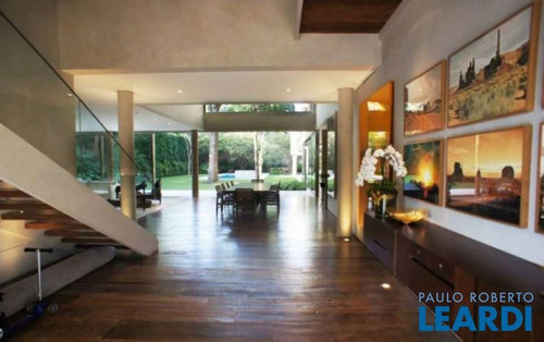 Imagem 5 de 15 de Casa Assobradada - Jardim América - Sp - 565431