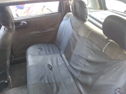 Imagem 11 de 12 de Chevrolet Corsa 2001 1.0 Wind Milenium 5p