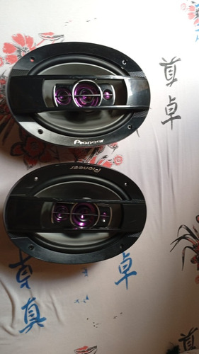 Subwoofer Pioneer Tws3002d4 E Um Par De 6x9 Pioneer 100 Rms