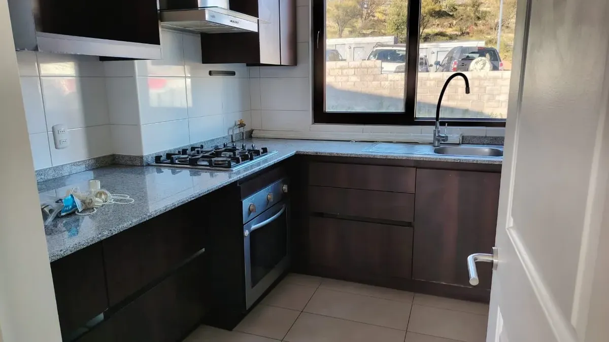 Imagen 4 de 19 de Impecable, Altavista Ii, 3 Dormitorios, 2 Baños, 1e/1b