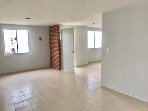 Imagen 4 de 11 de Casa Sola En Venta Casa Amplia De 3 Rec En Pachuquilla