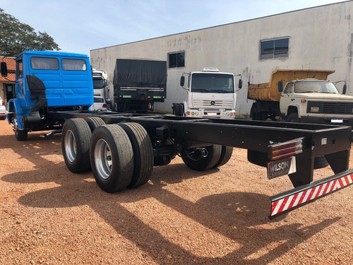 Imagem 12 de 12 de Mercedes Bens 1620 2003 Azul
