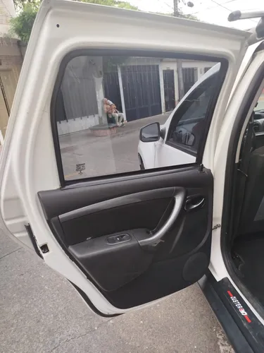 Vendo Duster Modelo 2015 4x4