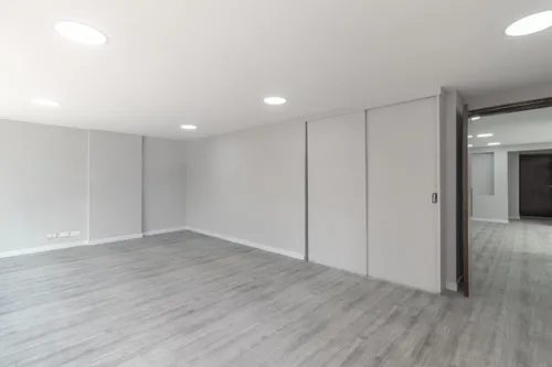 Oficina En Arriendo/venta En Chapinero. Cod A15603