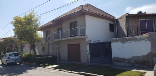 Vendo Casa 4 Dormis De 205 M2 En B° 14 De Octubre - Neuquén