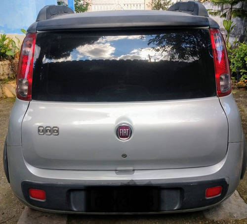 Imagem 4 de 5 de Fiat Uno 2014 1.0 Vivace College Flex 5p