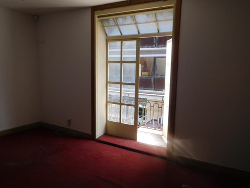 Imagen 10 de 30 de Centro Apto Para Oficina O Vivienda, Son 161 M2, (a Menos De U$s 740 X M2) A Reciclar