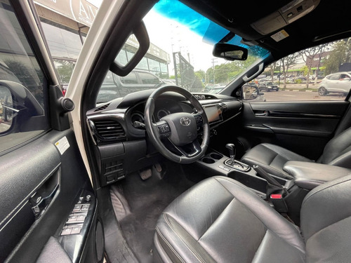 Imagem 7 de 9 de Toyota Hilux Srx 2019