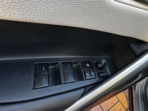 Toyota Corolla Cross 1.8 VVT-I HYBRID FLEX XRX CVT