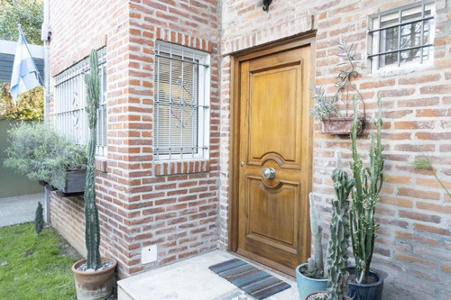Imagen 2 de 30 de Hermosa Casa De 4 Ambientes- San Isidro