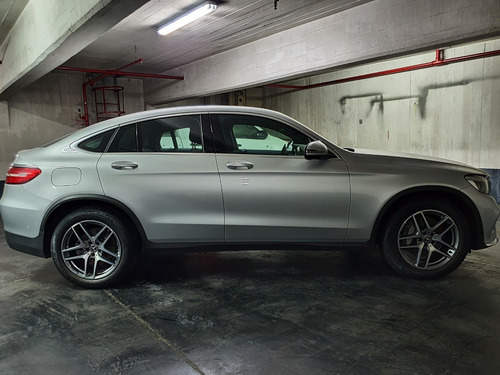 Mercedes Benz Glc 300 Coupe Año 2017 Color Gris As Automobil