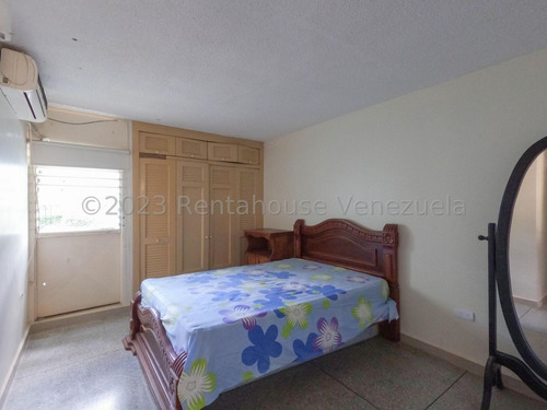 Imagen 18 de 30 de Apartamento En Venta En La Mora Cabudare Lara ++23-18961 */m.e.c - R-a-h N° +0-4-2-4- 5.5.6. 5.7. 5.9 *--**